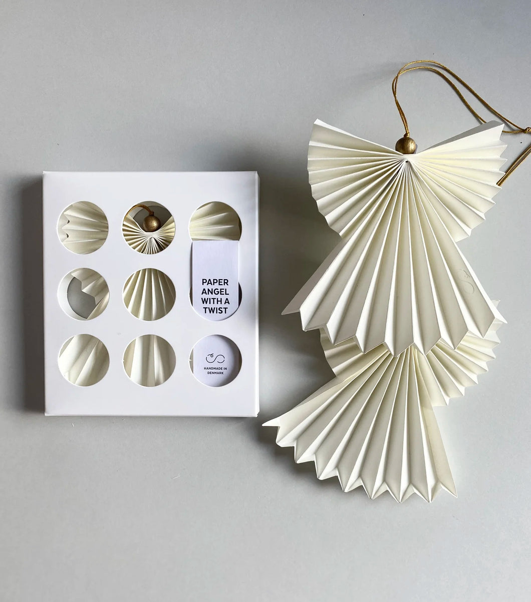 Englefold m. forgyldt træperle