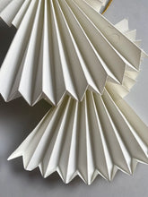 Englefold m. forgyldt træperle