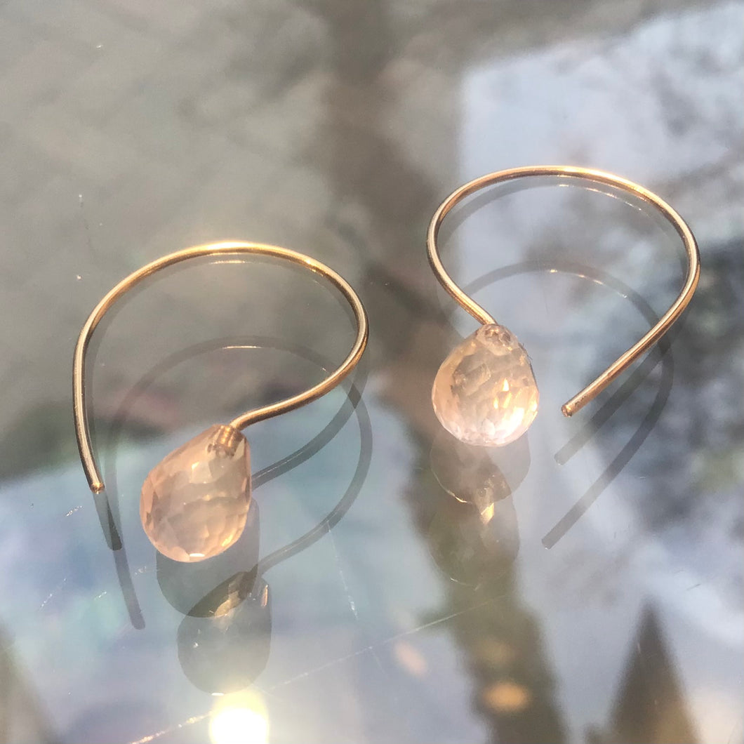 Ørekrog m. rosa kvarts